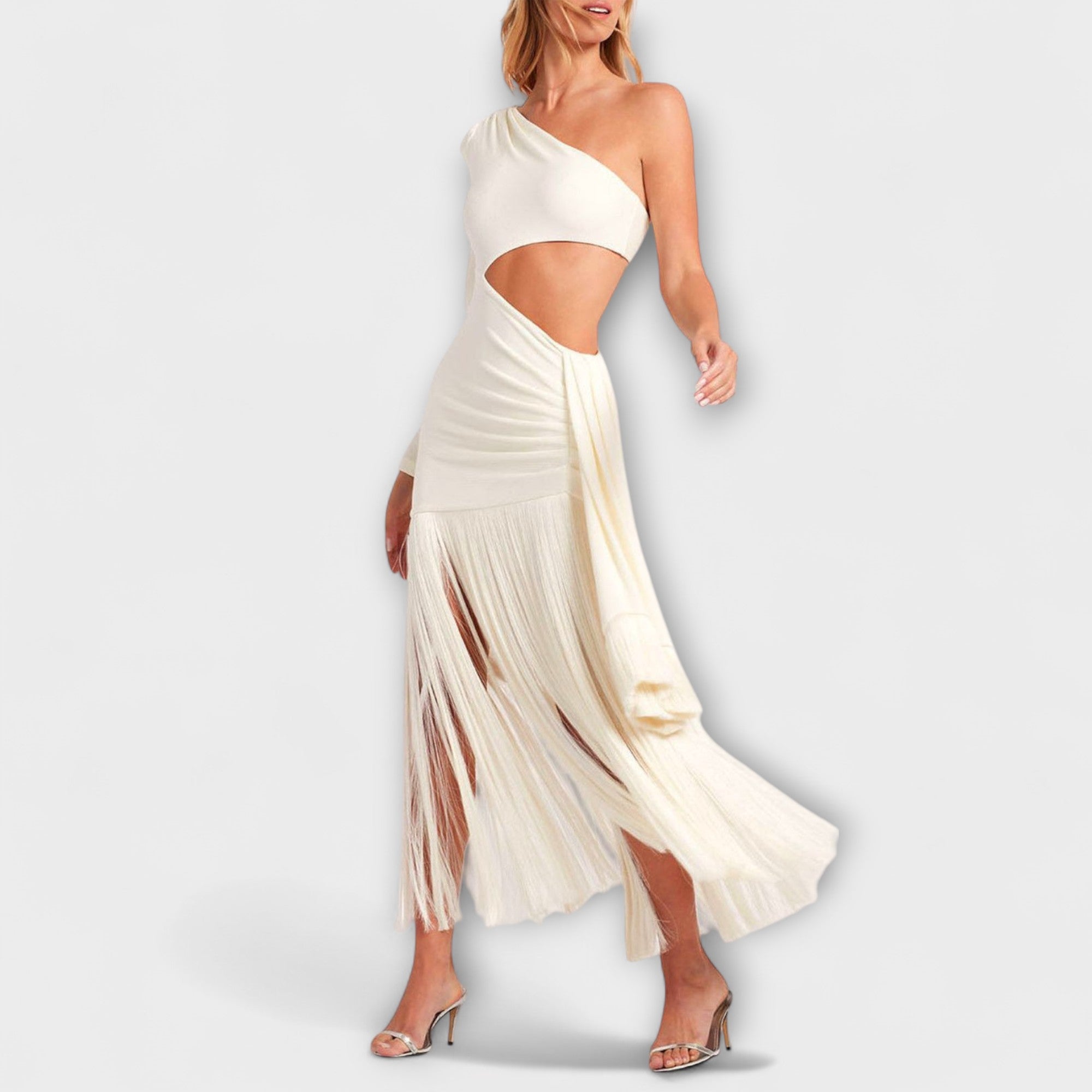 Vestidos maxi encantadores con recorte y flecos