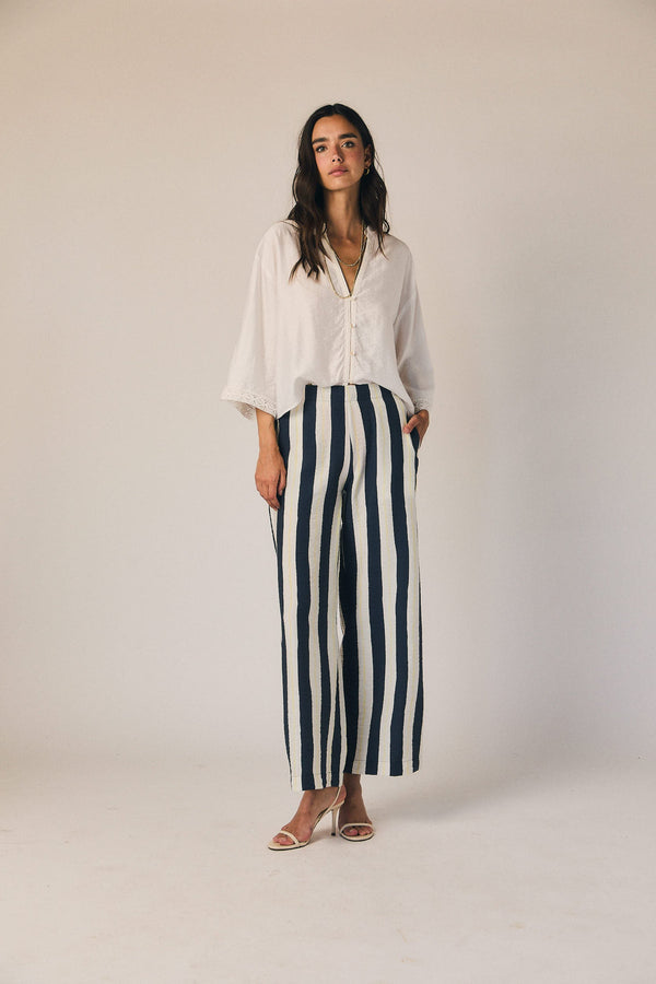 Pantalón fluido de rayas marineras
